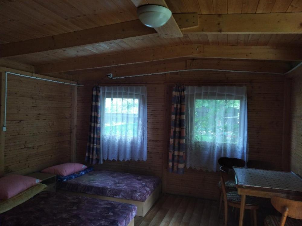 Kemp U Lesa Hotel Rokle Екстериор снимка